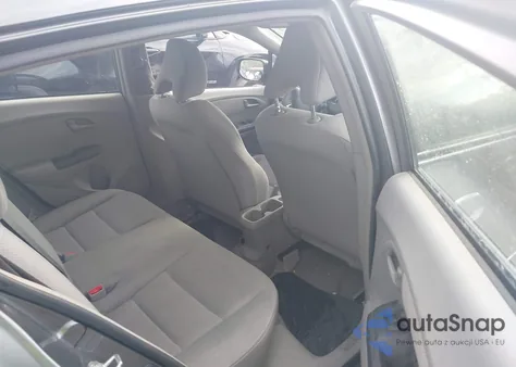 2011 Honda Insight from USA, damaged, VIN JHMZE2H34BS005548